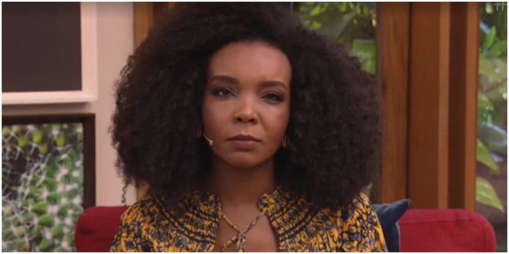 Thelma estreia como apresentadora em meio a tragédia e lamenta: "Não aguento mais"