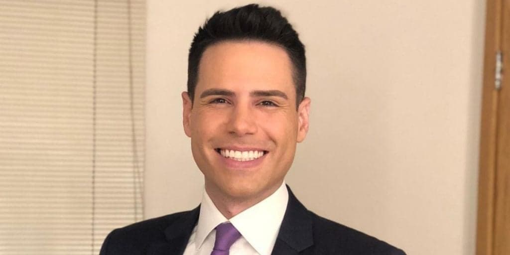 Luiz Bacci exibe corpo musculoso e deixa Brasil babando