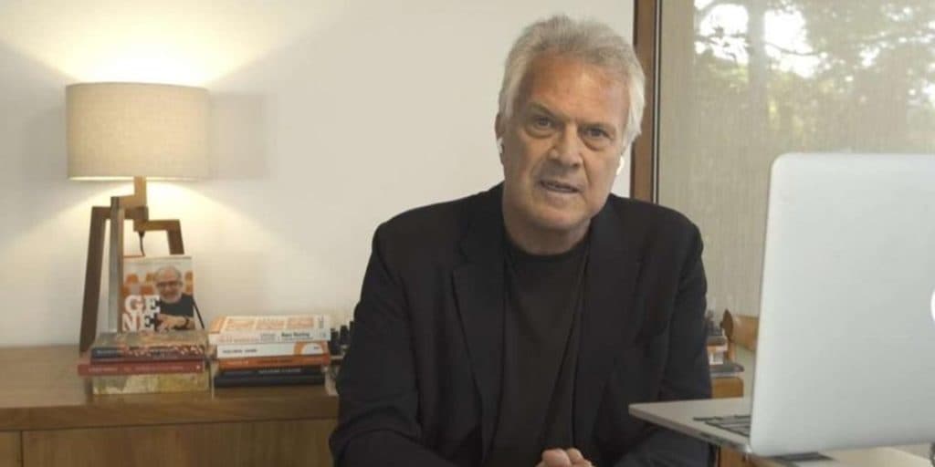 Bial abre programa na Globo esfregando a cara de Bolsonaro na lama e detona: “Um acéfalo”