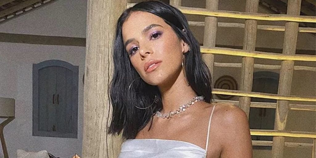 Bruna Marquezine fala sobre participação em festinha de Neymar
