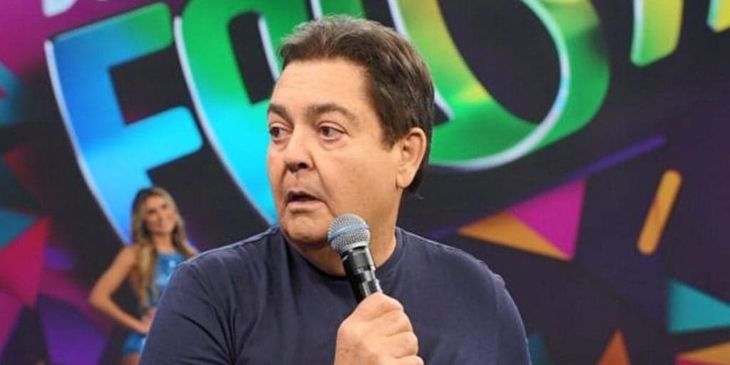 Faustão tira Felipe Titto do 'Dança' após diagnóstico de Covid