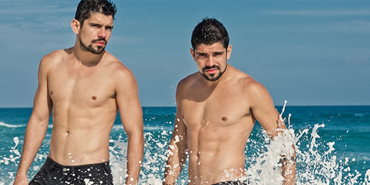 Gêmeos: Tiago Homci e Diego Homci são cotados para o BBB21 (Foto: Reprodução) Gêmeos: Tiago Homci e Diego Homci são cotados para o BBB21 (Foto: Reprodução)