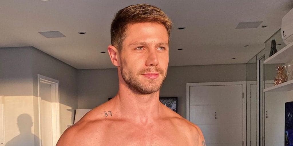 Jonas Sulzbach passa por procedimento estético, detalha o que passou e filma tudo
