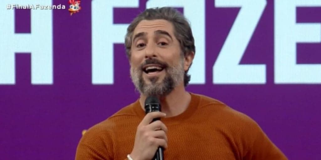 Final da Fazenda 12 humilha Globo e Record tripudia em cima de vexame da final do The Voice Brasil