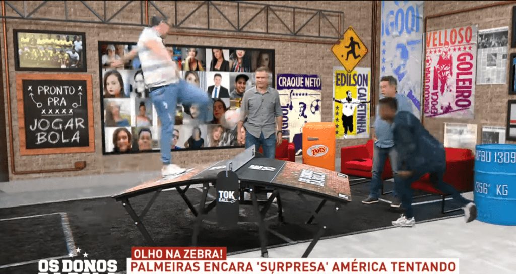 Neto fica possuído, sobe em cima de mesa na Band, chuta tudo que vê pela frente e câmeras são atingidas: "Surtou"