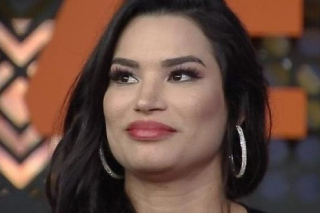 Raissa ironiza saída de Jake de A Fazenda: "Vem desfilar aqui fora"