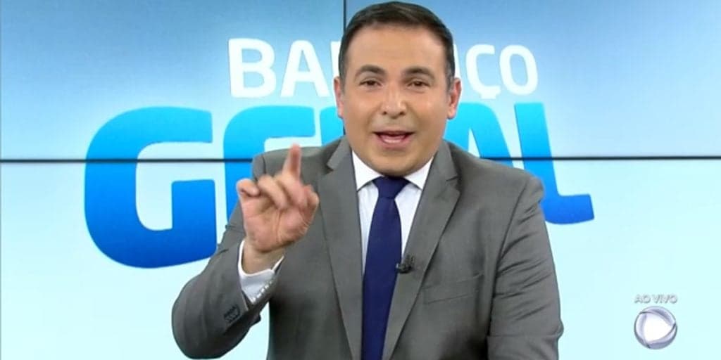 Reinaldo Gottino para programa na Record, expõe falha no corpo e problema é revelado ao Brasil de vez: "Aconteceu"