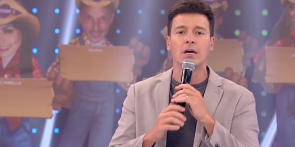 Rodrigo Faro entra em enrascada e é processado, junto com a Record, acusado de plágio em seu programa