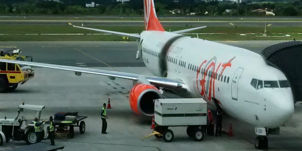 Sensitiva anuncia queda de avião no Brasil com centenas de mortes e companhia aérea é avisada às pressas