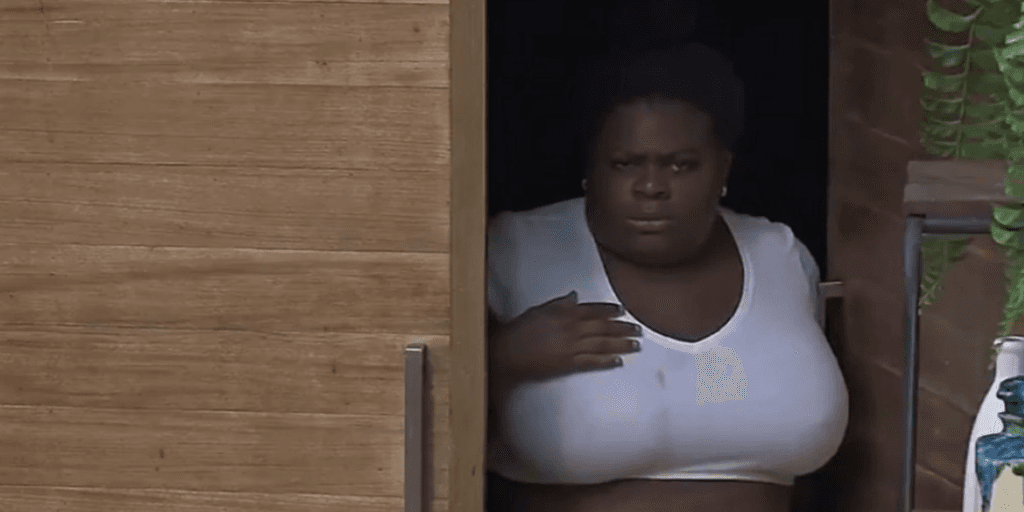 A Fazenda 12: Jojo Todynho se assusta com novo integrante e fica revoltada: "Vou matar quem fez isso"