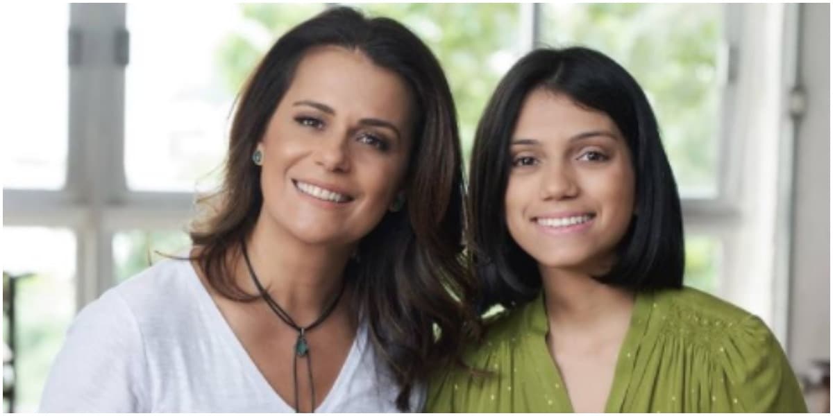 Adriana Araújo expõe que pai biológico quis trocar filha na maternidade (Foto: Reprodução) Adriana Araújo expõe que pai biológico quis trocar filha na maternidade (Foto: Reprodução)