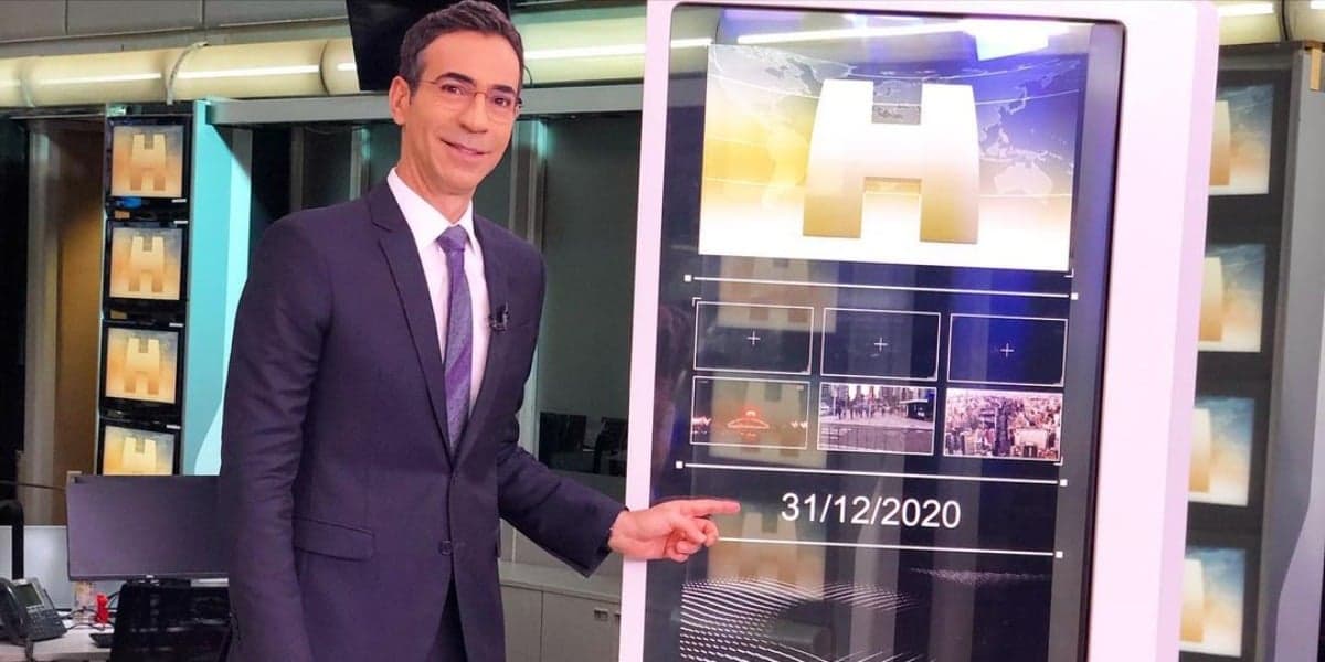 César Tralli no último "Jornal Hoje" do ano, na Globo (Foto: Reprodução/Instagram)