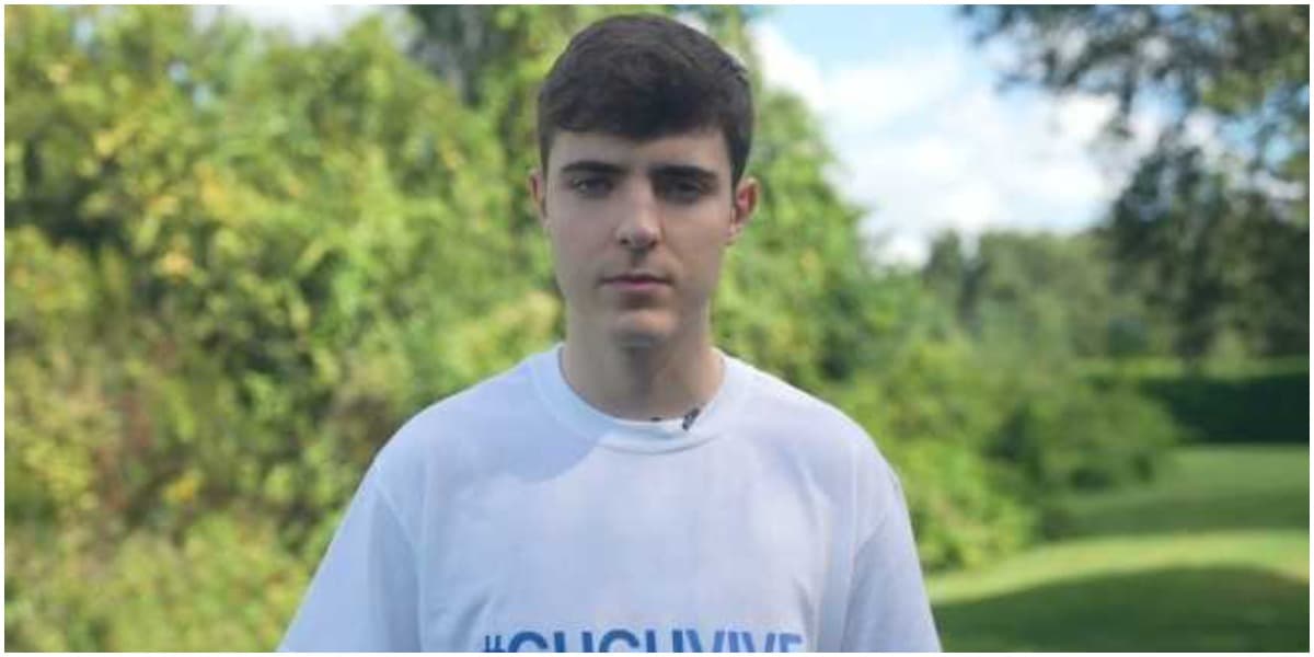Filho de Gugu, João Augusto Liberato, assumiu namoro com jovem e compartilhou foto (Foto: Reprodução)