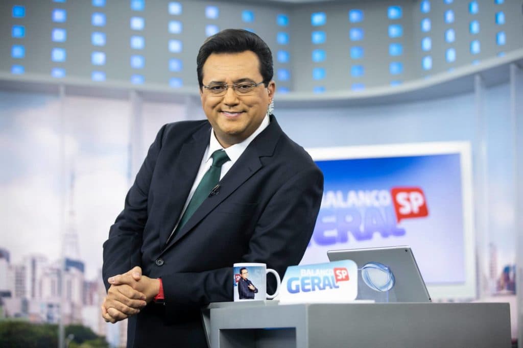 Geraldo Luís, o maior contador de histórias do Brasil, conquista o público com profissionalismo e carisma