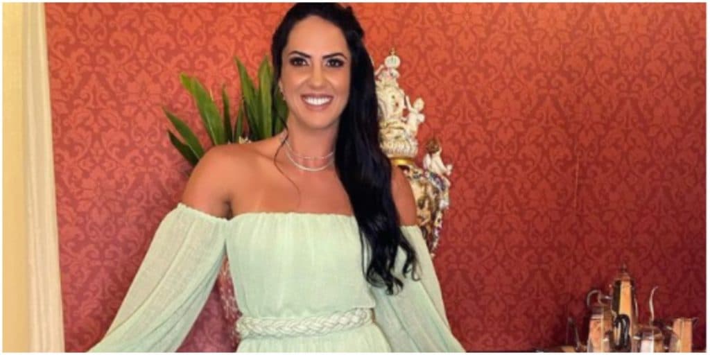 Graciele Lacerda chama atenção com foto de biquíni