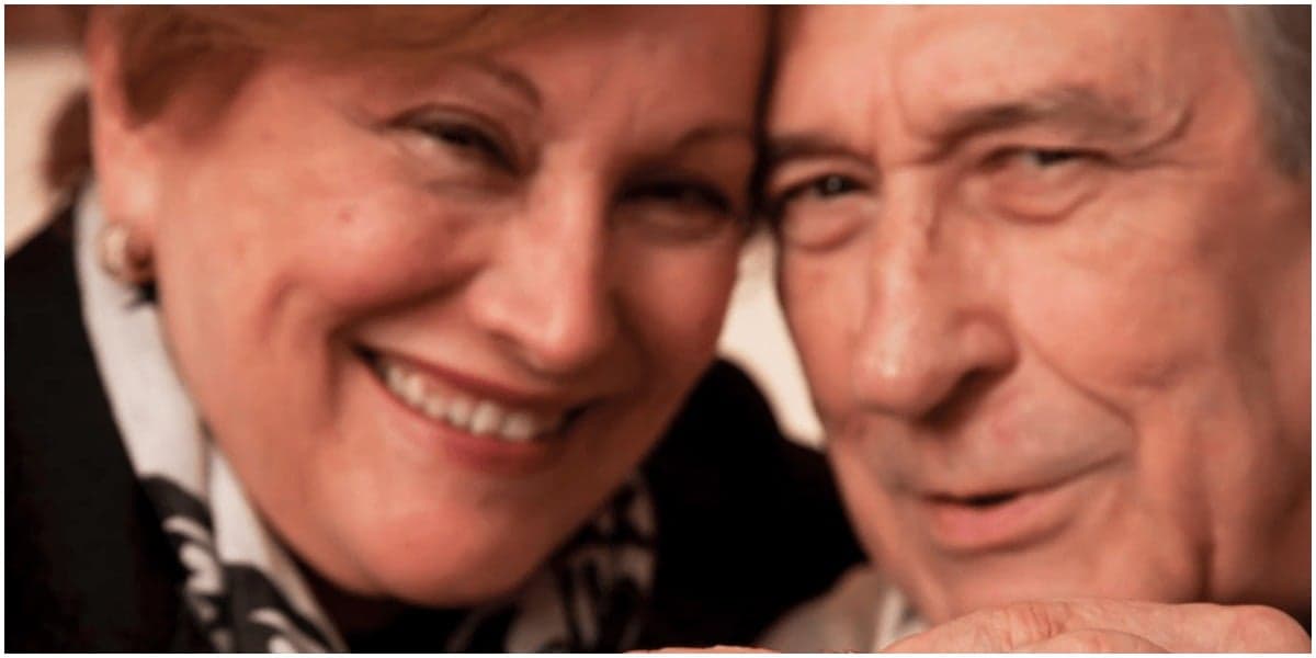 http://tvfoco.uai.com.br/wp-content/uploads/2015/05/Daniela-Mercury.jpg