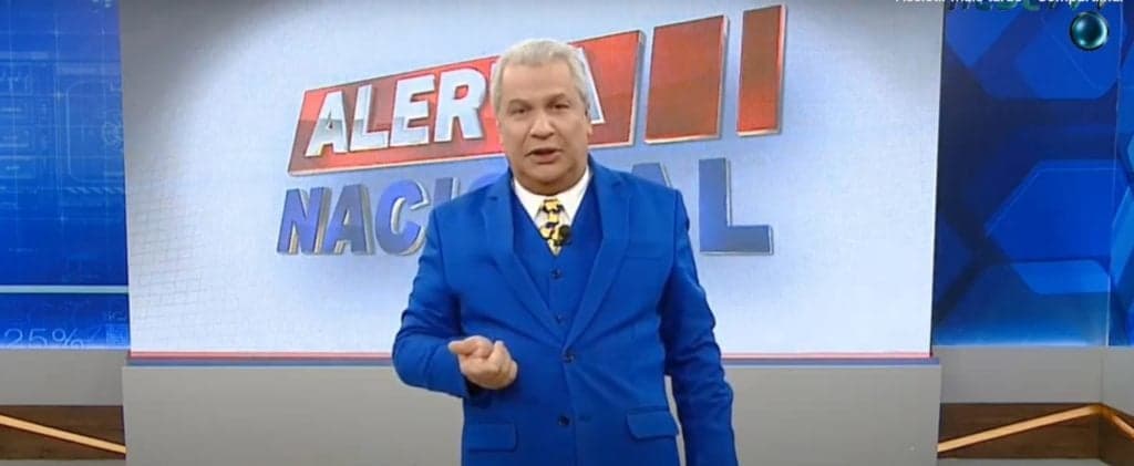 Sikêra Jr. se descontrola ao vivo e entrega novo contrato bombástico da RedeTV!: "Não era pra dizer não?"