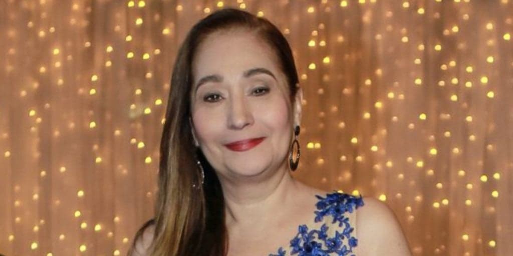 Sonia Abrão compartilha foto de familiares na virada do ano