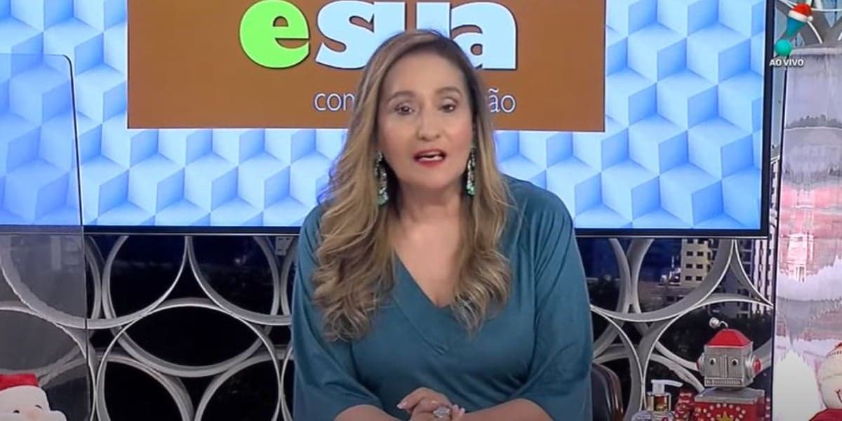 Sonia Abrão no programa "A Tarde é Sua" (Foto: Reprodução/RedeTV!)