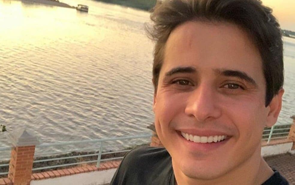 Apresentador da Globo vaza imagens de uma mulher nua, paga caro e sai escorraçado da emissora