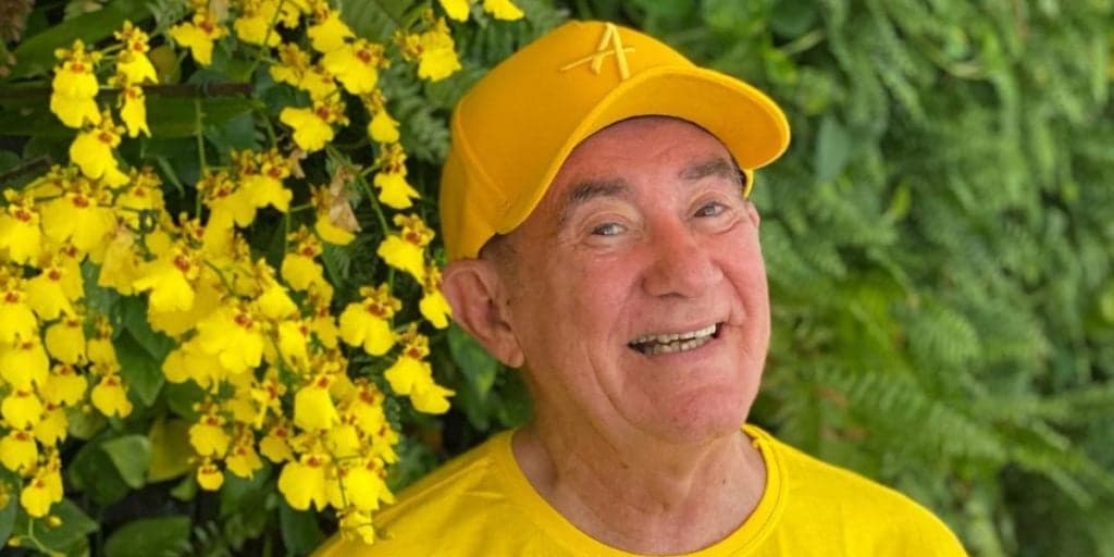Renato Aragão celebra aniversário com entrevista especial