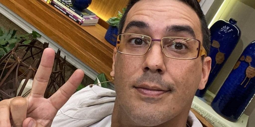 André Marques sofre com dura perda, chora e faz desabafo: "Machuca muito"