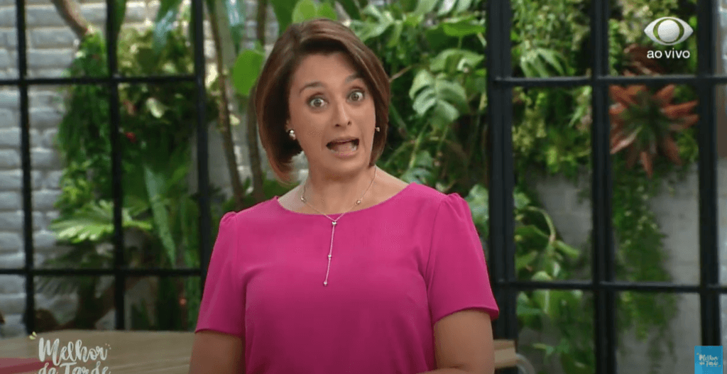 Catia Fonseca se descontrola ao vivo, não aceita situação e faz declaração arrasadora: "Tinha que ir dar um grito"