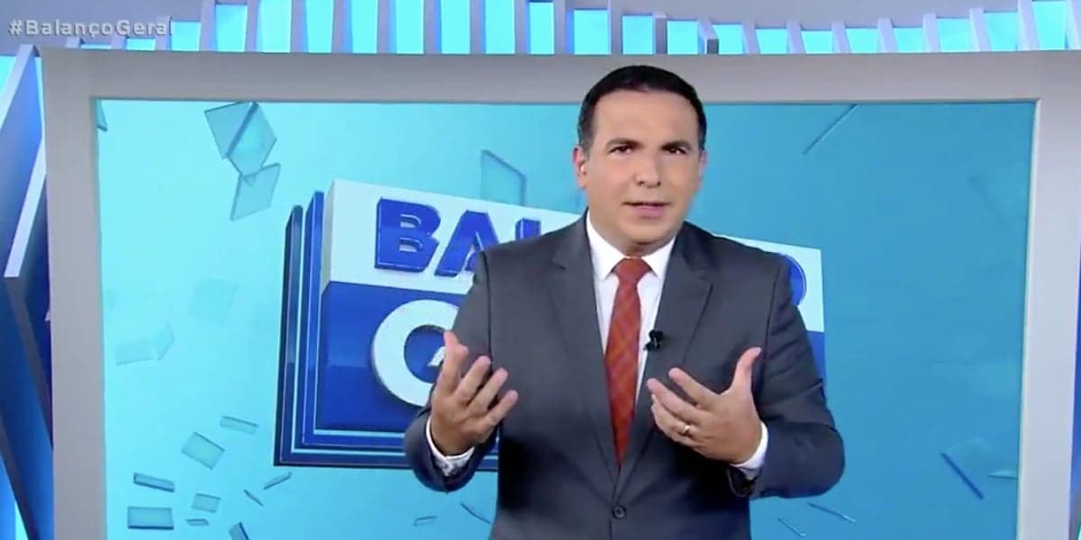 Reinaldo Gottino apresenta o Balanço Geral na Record (Reprodução)