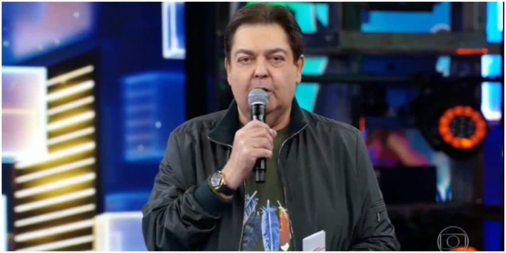 Faustão esclarece notícias sobre estado de saúde