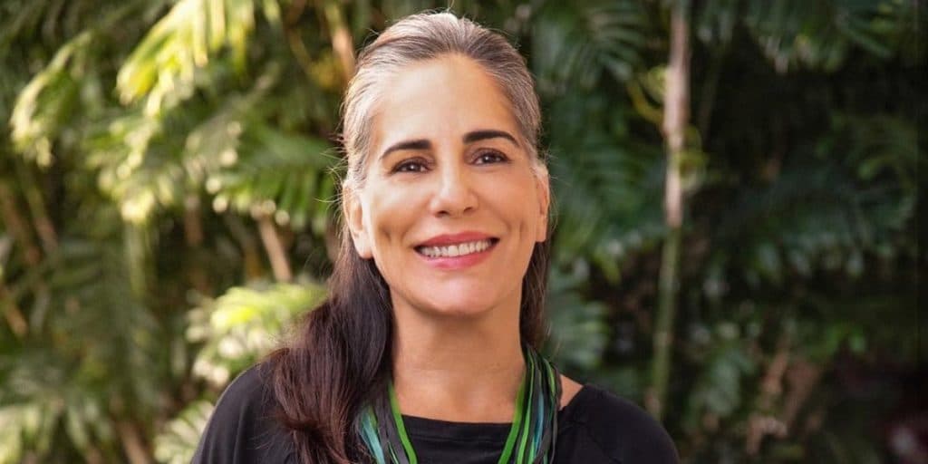 Filha de Glória Pires passa por transformação e causa impacto na rede: "Deusa"