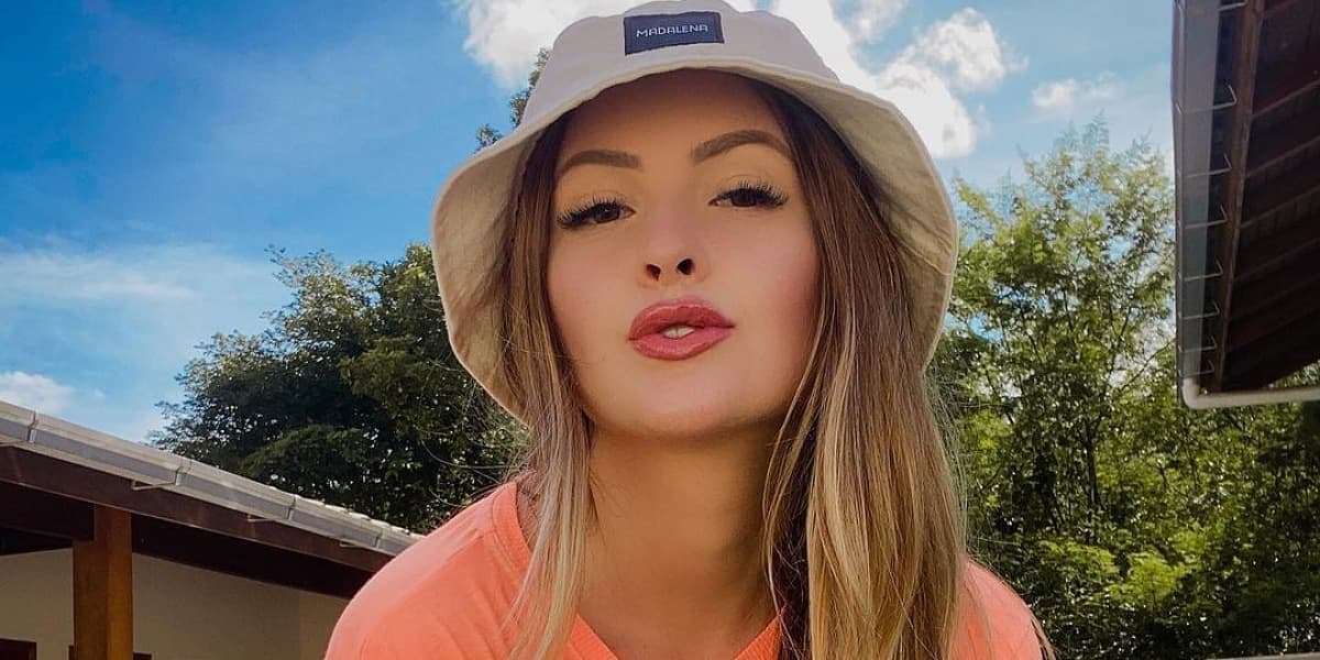 Influencer recebe resposta de Anitta após criticar cantora - Foto: Reprodução/Instagram