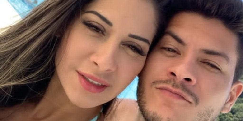 Mayra Cardi, enfrentando doença contagiosa, fala se voltou com Arthur Aguiar: "Não posso nem beijar"