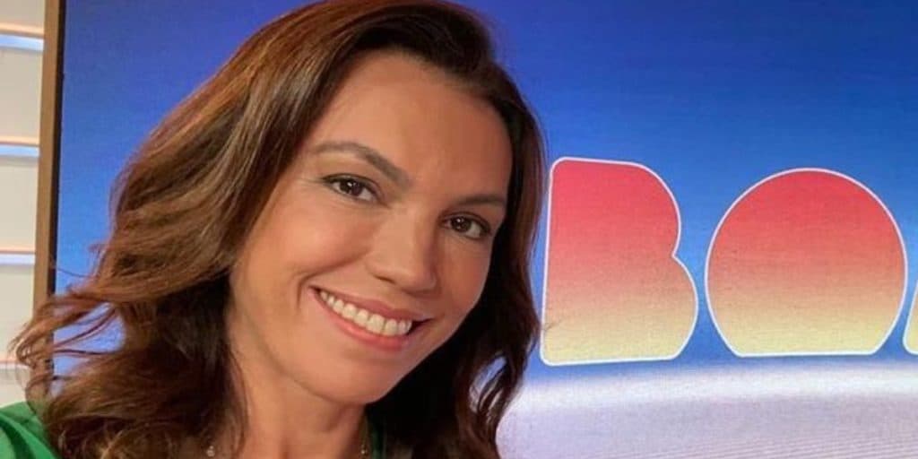 Ana Paula Araújo faz plantão na Globo, surge com âncora e apresentadora tem surto de ciúmes em público: "Confesso"