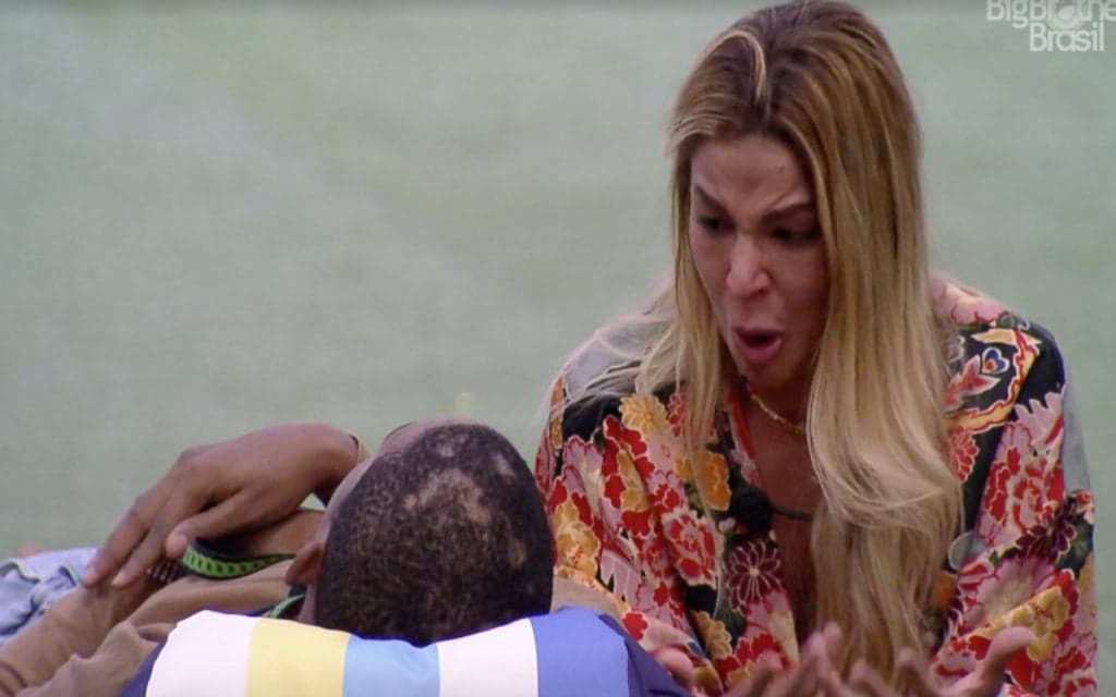 BBB21: Lucas quebra pau com Kerline, a compara a Hitler e ela se desespera: "Dissimulada"
