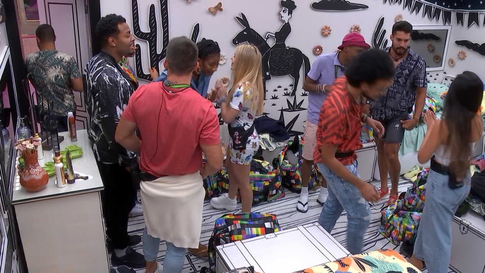 Juliette pede para dormir no Quarto Cordel e Arcrebiano aplaude: 'Fica' — Foto: TV Globo