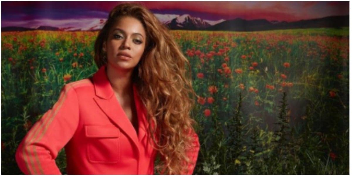 Record falou de Beyoncé e foi acusada de racismo após alegar que cantora praticou bruxaria (Foto: Reprodução) Record falou de Beyoncé e foi acusada de racismo após alegar que cantora praticou bruxaria (Foto: Reprodução)