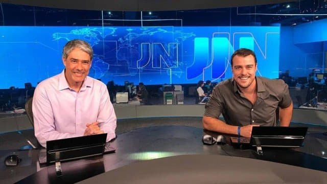 William Bonner e Joaquim Lopes no Jornal Nacional - Foto: Divulgação William Bonner e Joaquim Lopes no Jornal Nacional - Foto: Divulgação