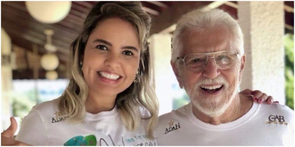 Esposa de Carlos Alberto faz vídeo avassalador com comunicado, após triste perda: "Quero dividir com vocês"