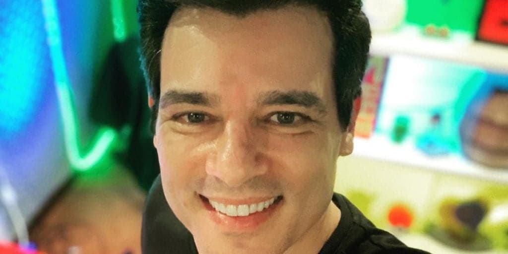 Celso Portiolli compartilha novo visual e se surpreende com comentários
