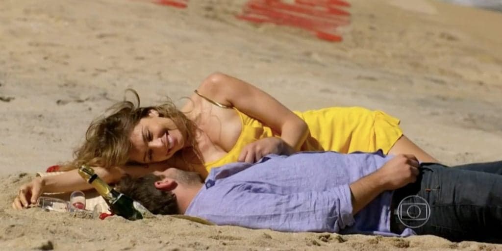 Flor do caribe: Cassiano surpreende Ester com surpresa e pedido estarrecedor: "Casa comigo?"