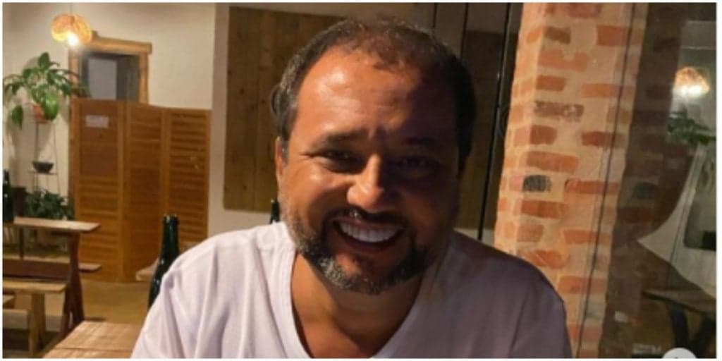 Geraldo Luís, após escancarar parceiro e expor todo seu amor, tem vídeo ganhando massagem de rapaz: "Faz"