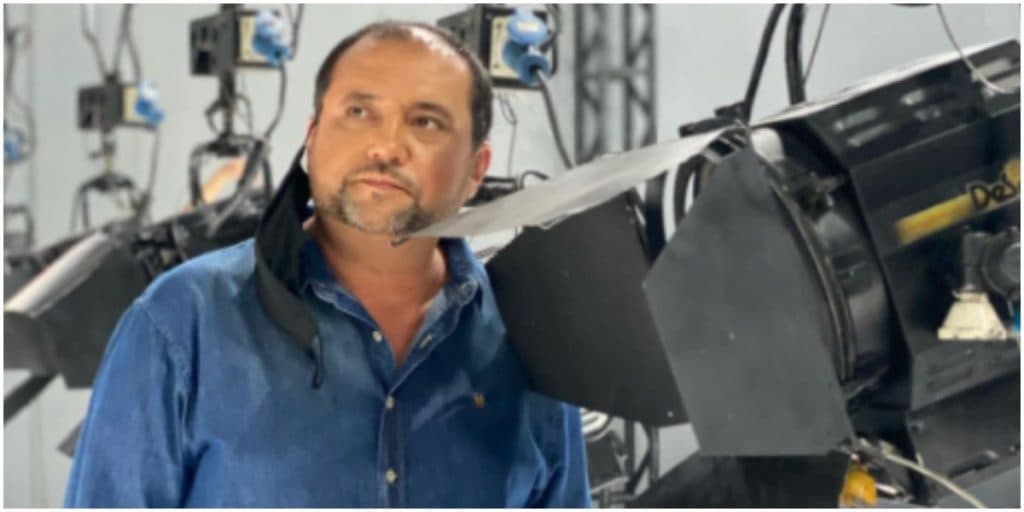 Após ser afastado pela Record, Geraldo Luís volta ao canal e estreia é oficializada: "Me esperem"