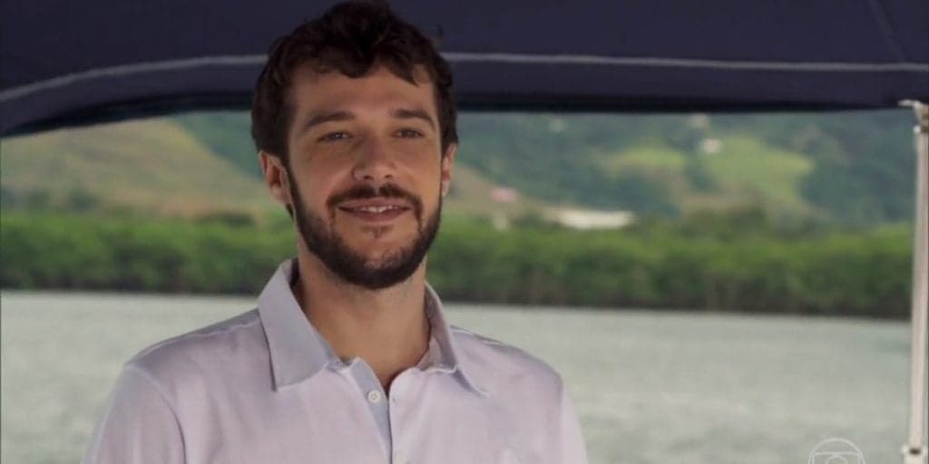 Haja Coração: Com a ajuda de Aparício, Giovanni faz surpresa romântica para Camila em iate