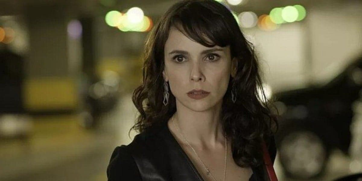Irene será abandonada por comparsa (Foto: Reprodução) Irene será abandonada por comparsa (Foto: Reprodução)
