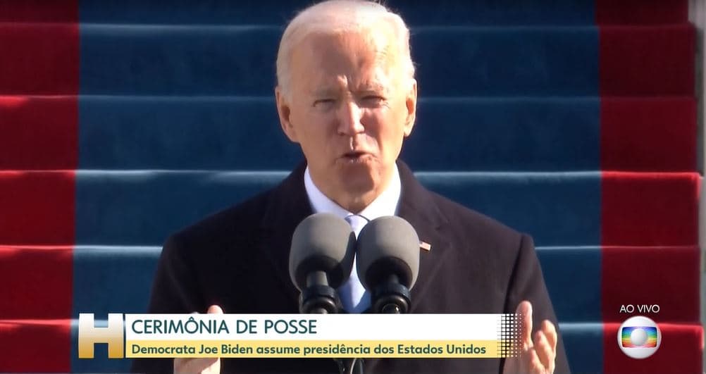 Joe Biden na cerimônia de posse da presidência dos Estados Unidos (Foto: Reprodução/TV Globo)