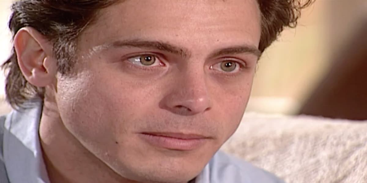Fred é rejeitado por Capitu em Laços de Família (Foto: Reprodução)