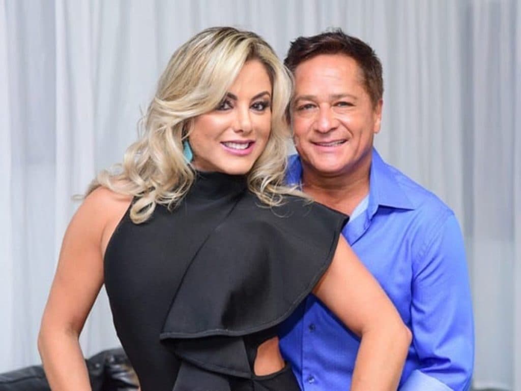 Leonardo fura dieta e recebe comentários de fãs