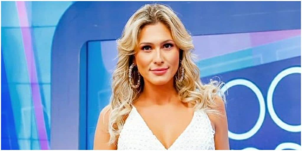 Silvio Santos, após demitir Lívia Andrade, bate o martelo e decide quem vai pro Jogo dos Pontinhos