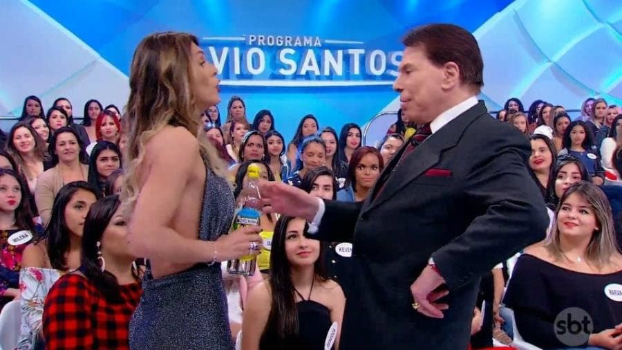 Lívia Andrade recebe notícia chocante enviada por Silvio Santos, após demissão brutal no SBT: "Avisado"