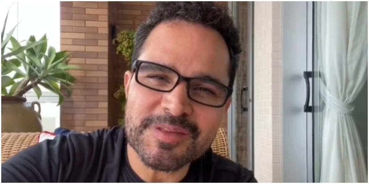 Luciano Camargo é exposto por Flávia Fonseca, sua esposa (Foto: Reprodução)